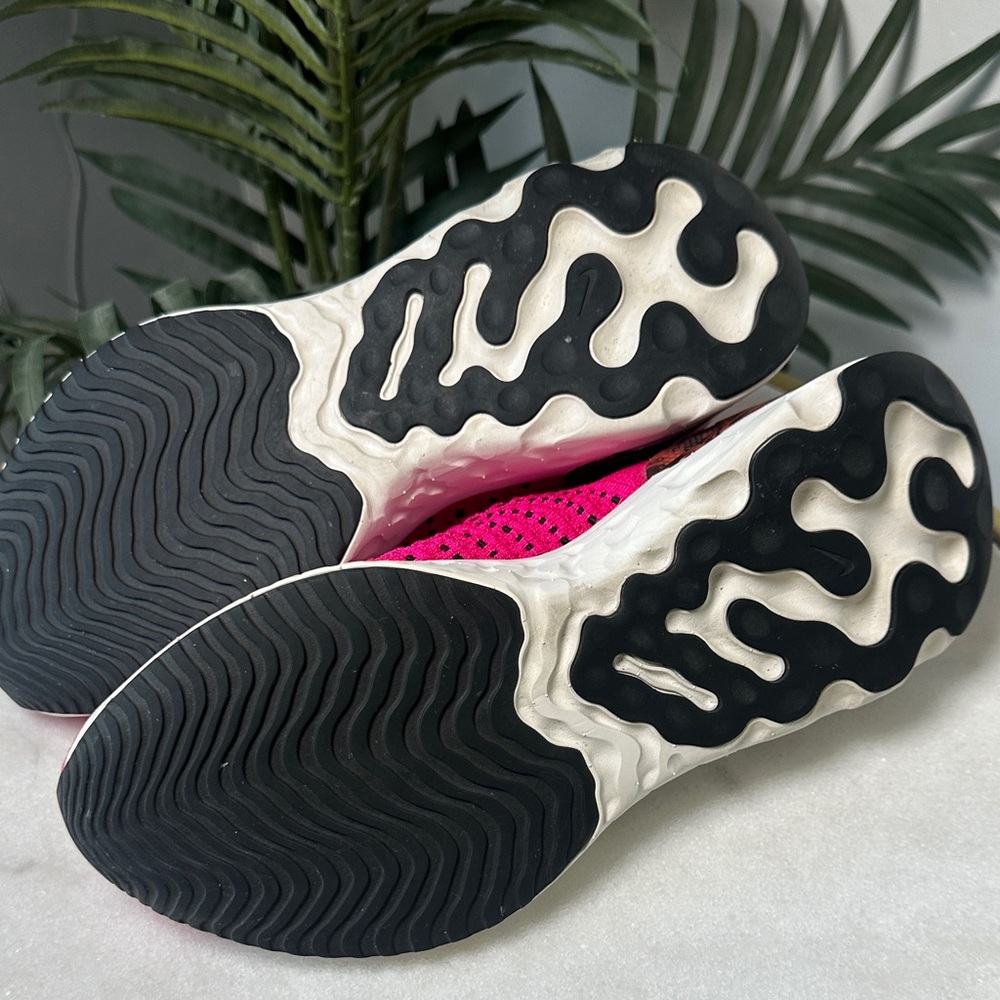 Nike React Phantom Run Flyknit 2 Women's Pink Prime Zebra Slip-On Shoes size 10 - Picture 8 of 8